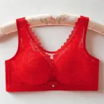 Full coverage padded bra