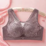 Full coverage padded bra